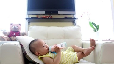 Advierten que fórmulas lácteas altas en azúcares pueden dañar salud de menores de 3 años