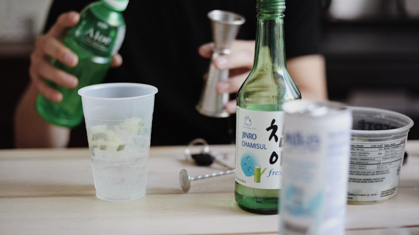 Japón busca incrementar el consumo de alcohol(UNSPLASH)