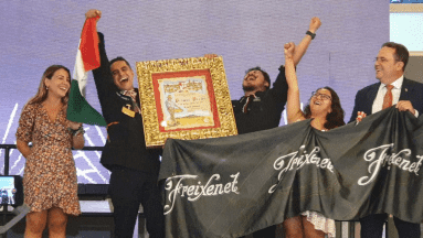 Chefs mexicanos ganan concurso de la mejor paella del mundo en España