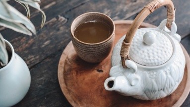Estudio revela que beber té podría reducir el riesgo de diabetes, enfermedad cardiaca y muerte