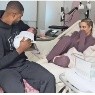 Khloé Kardashian presenta a su segundo hijo que nació por vientre de alquiler