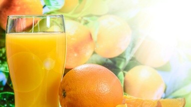 ¿El jugo 100% de fruta es bueno para ti?