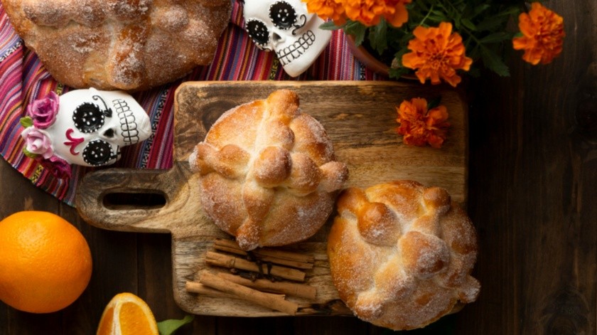 El pan de muerto es un platillo típico de México.(Freepik)