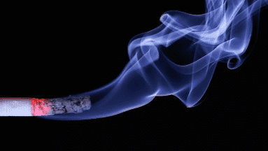 Estudio revela la edad en la que deberías dejar de fumar para reducir el riesgo de muerte