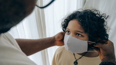 Expertos lanzan medidas de prevención contra neumonía infantil y bronquitis provocada por VRS
