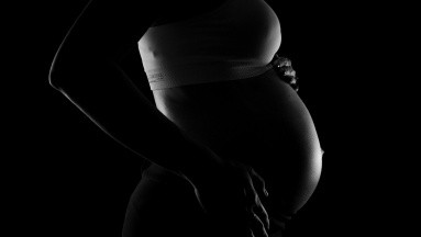 Incrementa la sobredosis por drogas en mujeres embarazadas de Estados Unidos