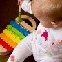 ¡ALERTA! Salud Pública advierte sobre la presencia de plomo en juguetes y ropa para niños
