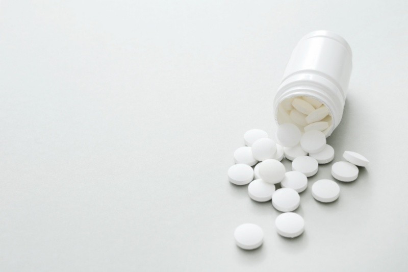 El naproxeno y el ibuprofeno se pueden utilizar sin receta médica. Foto: Freepik