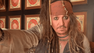 Johnny Depp regresa como Jack Sparrow y envía emotivo mensaje a un fanático con enfermedad terminal