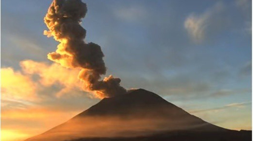 El volcán se llama Popocatépetl(pciviledomex.)