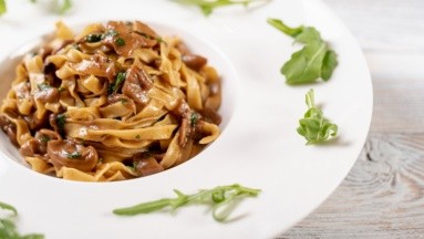 Espagueti integral con champiñones: Sigue el paso a paso de esta sencilla receta