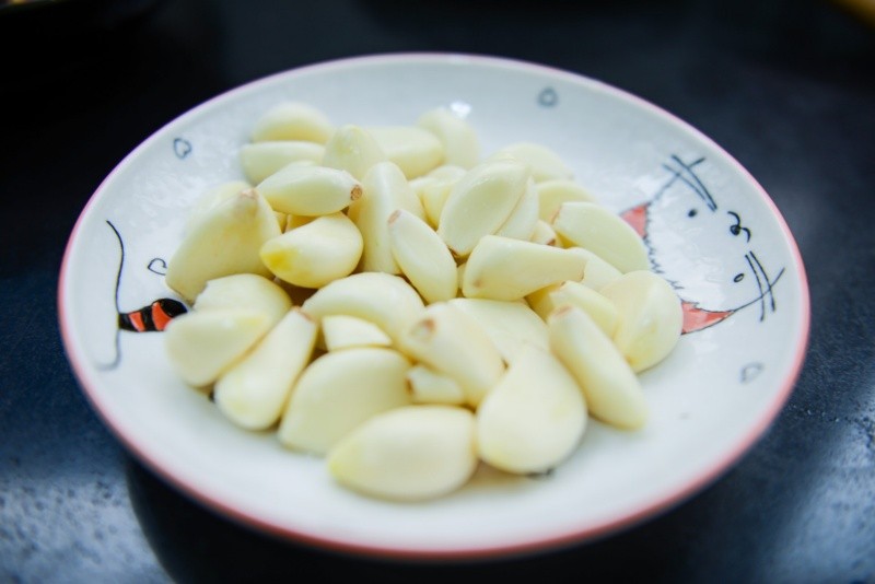  Es importante saber que solo comer ajo no te ayudara a combatir la enfermedad.