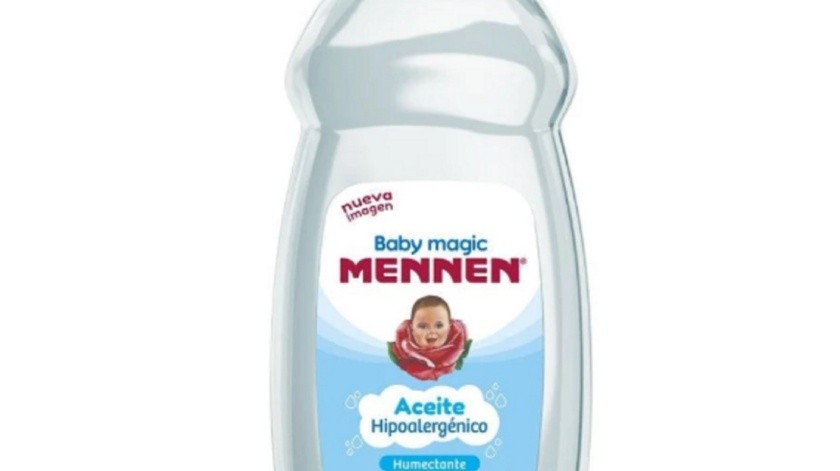 El aceite Mennen se usa para los bebés(Capture redes.)