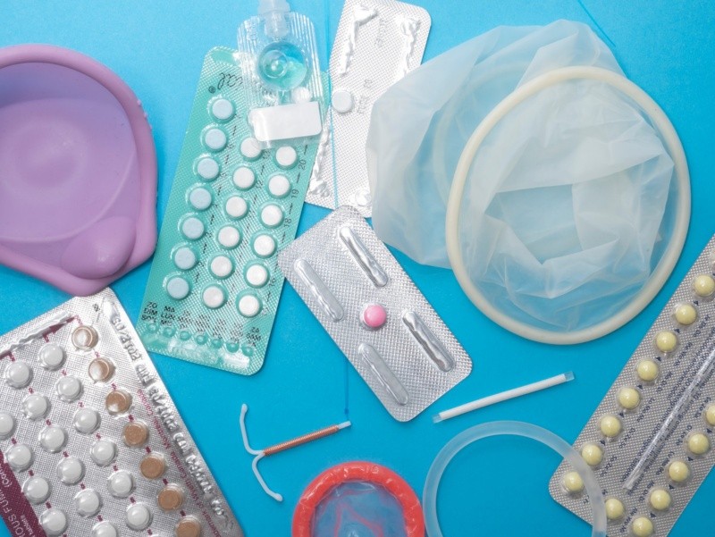 Especialiasta indican que no existe relación entre el uso de anticonceptivos hormonales (sin importar si es corto, mediano o largo) y los problemas de fertilidad. 