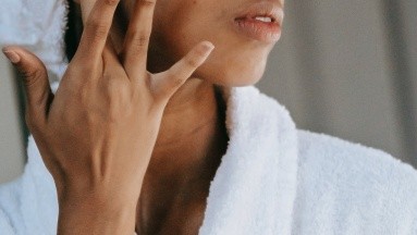 ¿Cuál es la edad recomenda para comenzar a utilizar una crema antiarrugas?