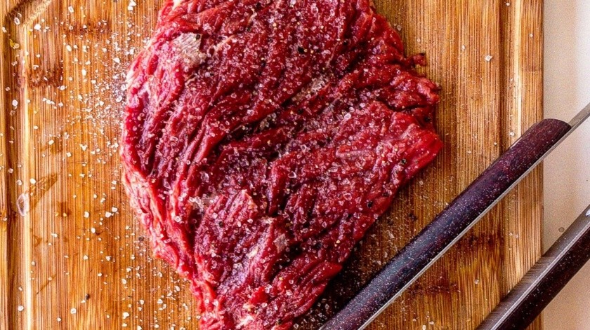 Las carnes rojas no deben contener mucha grasa.(Pexels.)