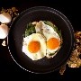 ¿Es malo para la salud comer huevos todos los días si tengo un nivel alto de colesterol?