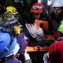 Hombre dice que bebió de su propia orina para salvarse tras terremoto en Turquía