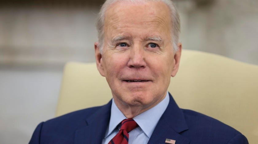 Joe Biden fue operado con éxito en febrero de una lesión en la piel del pecho que resultó ser un carcinoma.(EFE)