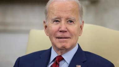 Joe Biden fue operado de una lesión en la piel del pecho que resultó ser un carcinoma