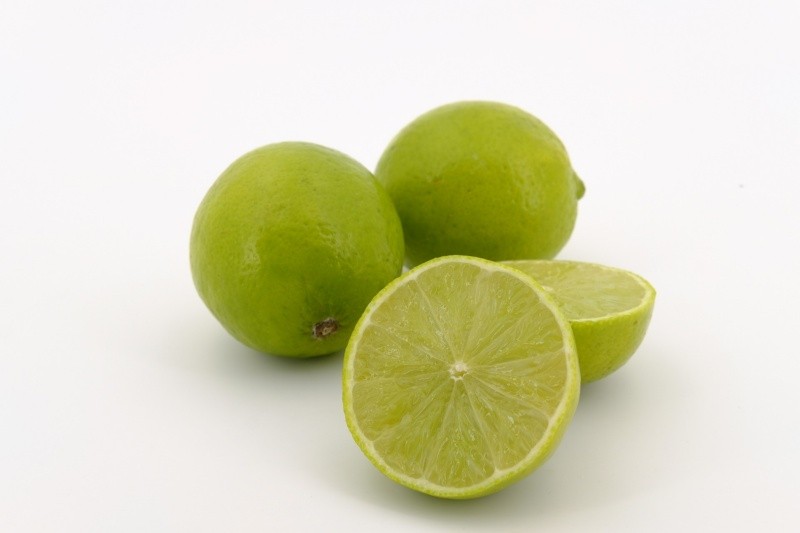 Se recomienda elconsumo del limón debido a  que contiene vitamina C, lo cual aumenta la absorción del hierro. FOTO PIZABAY 