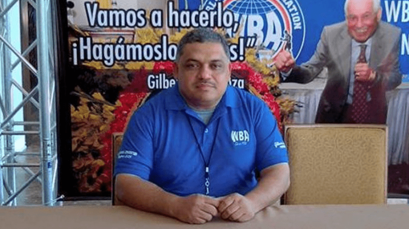 Gustavo Jarquín, cronista deportivo de Nicaragua, sufrió un infarto en plena transmisión de su programa de radio.(Twitter)