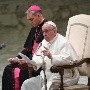 Papa Francisco “sufre bronquitis” pero ha reaccionado bien a los antibióticos: Vaticano