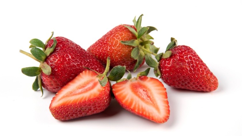Las fresas pueden comerse solas o en dulces.(Archivo GH.)