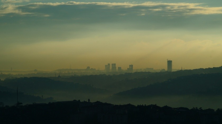 La contaminación ambiental en Chile ha provocado casos de intoxicación.(Freepik)