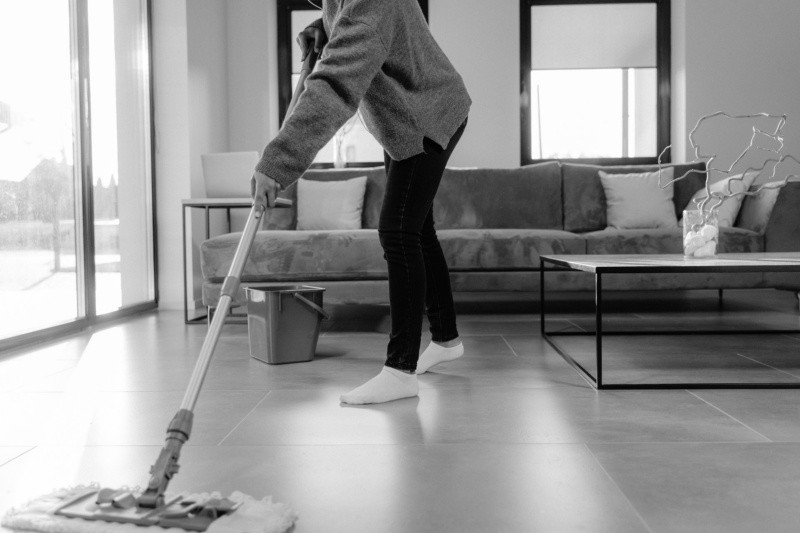  Es importante mantener limpio el trapeador para mantener un ambiente limpio y saludable. FOTO: Tima Miroshnichenko/unsplash