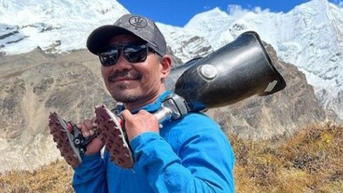 Hari Budha Magar, el hombre amputado de ambas piernas que busca subir el Everest