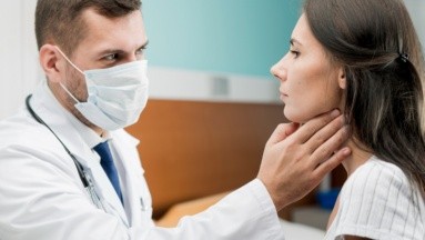 Sexo oral es el principal factor de riesgo para el cáncer de garganta: Doctor