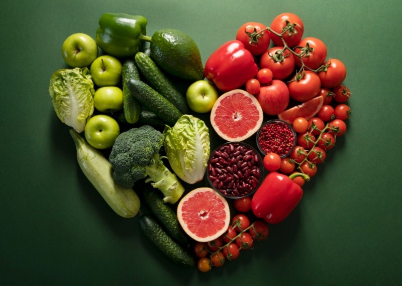  Las dietas veganas y vegetarianas se han relacionado con una disminución en el colesterol. Foto: Freepik