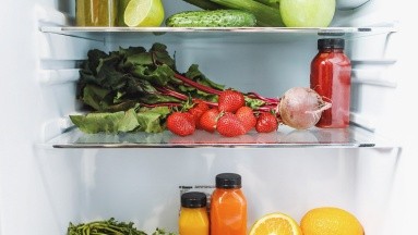 Peligros de guardar la comida caliente en el refrigerador