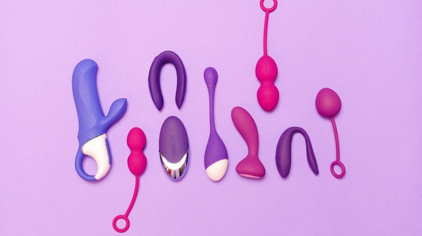 Los juguetes sexuales se pueden usar con o sin pareja.(Foto de Anna Shvets en Pexels.)