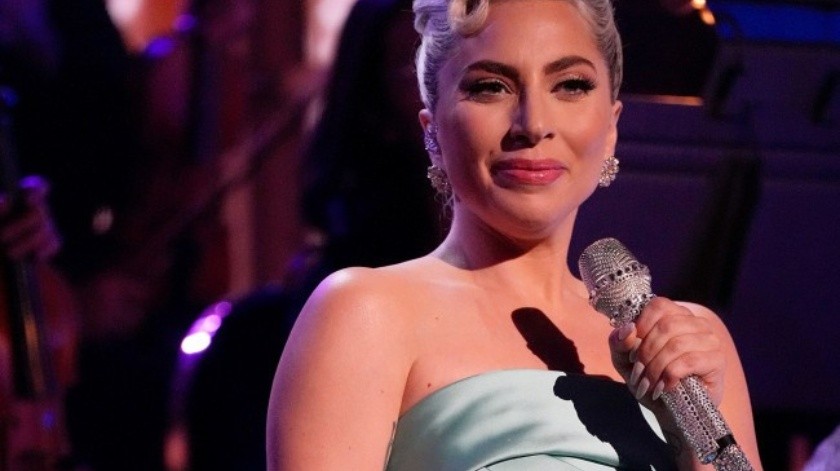 Lady Gaga dijo que el maquillaje le ha ayudado a levantar su ánimo.(Foto: Reuters)