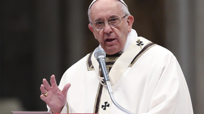 El Papa no se quiere operar de la rodilla.(Archivo GH.)