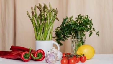 Seis consejos para limpiar las frutas y verduras, según la FDA