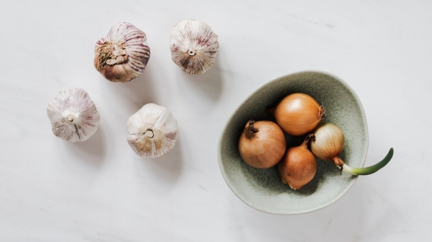 Estos son los alimentos que pueden ejercer su influencia en el olor de la orina(Karolina Grabowska/PEXELS)