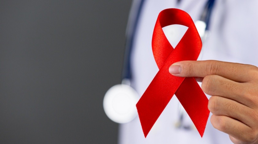 Investigadores informaron sobre un sexto caso exitoso de remisión de VIH tras trasplante de médula ósea.(Foto por jcomp en Freepik)