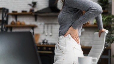 Dolor de espalda: ¿Qué puede pasar si este malestar no se atiende a tiempo?