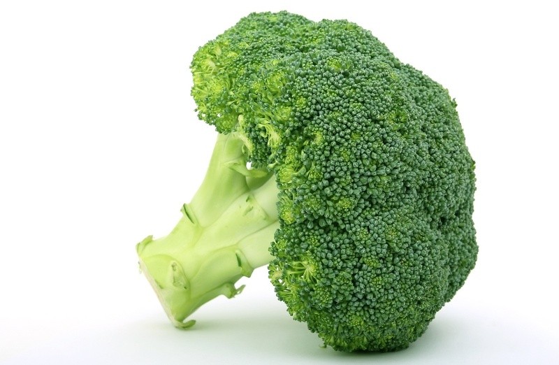 El brócoli es rico en distintos nutrientes. Imagen de Robert Owen-Wahl en Pixabay 