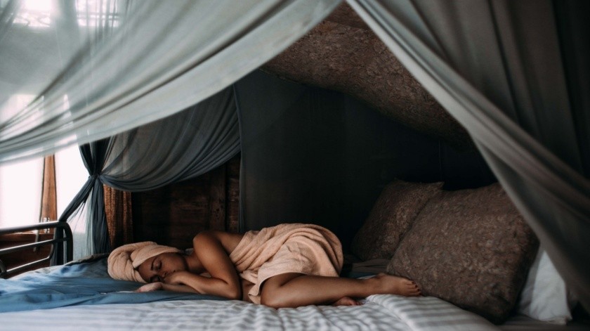 Dormir bien ayuda al cerebro a trabajar correctamente.(Foto de Rachel Claire en Pexels.)