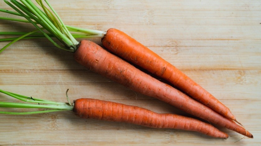 Las zanahorias son una excelente fuente de nutrientes esenciales para el cuerpo humano.(Armando Arauz/UNSPLASH)