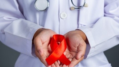 VIH: Encuentran variante genética que favorece una progresión más lenta de la infección