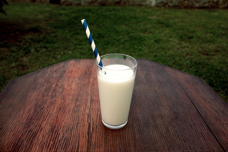 La leche tiene vitaminas y minerales. Fá Romero en Pexels.  