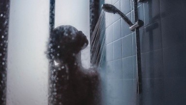 Anorexia severa: No podía ducharse, la fuerza del agua podría desencadenar un infarto