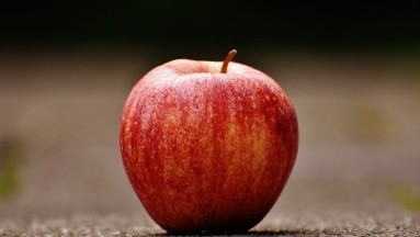 ¿Te gustan las manzanas? Descubre por qué deben comerse con cáscara