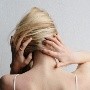 ¿Tronarse el cuello es un hábito peligroso?