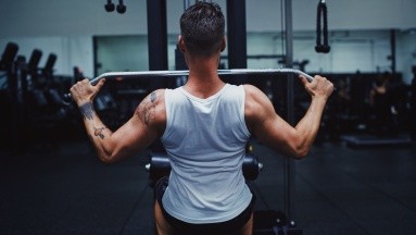 Estos son los mejores 3 ejercicios para fortalecer tu espalda